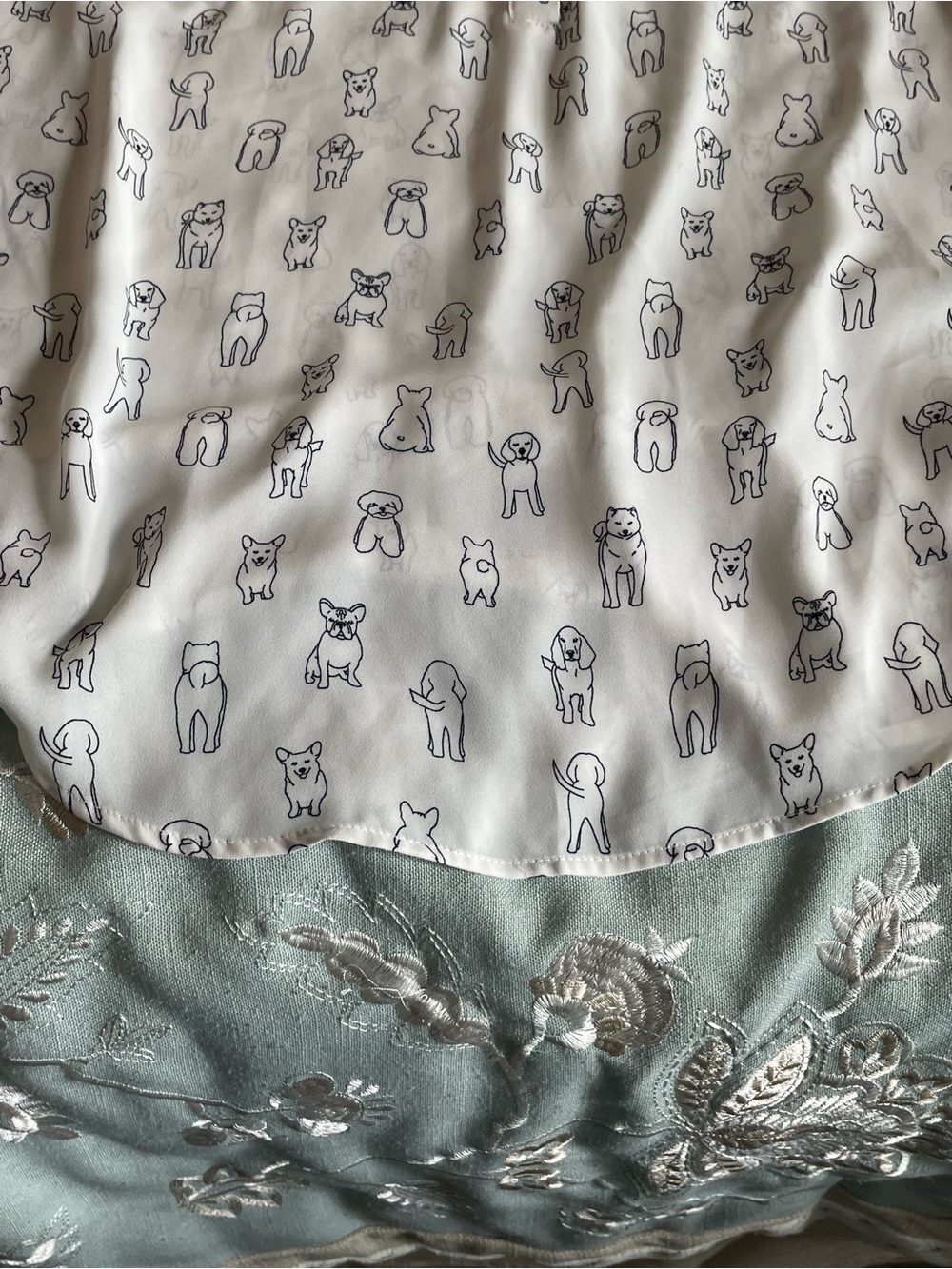 torrid Cream Tunic Top with Black Dog Outline Print - Picture 15 of 16